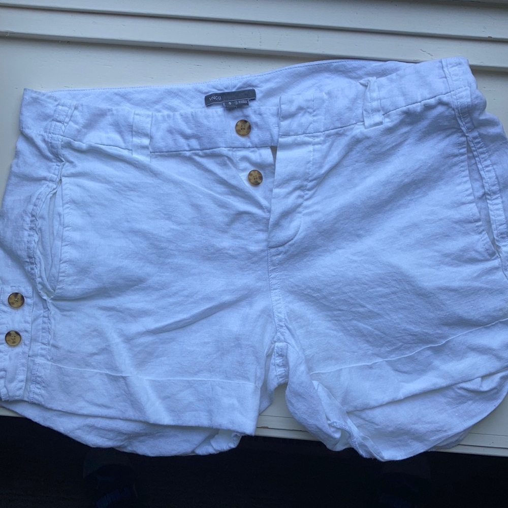 Vince white linen shorts. Size 8